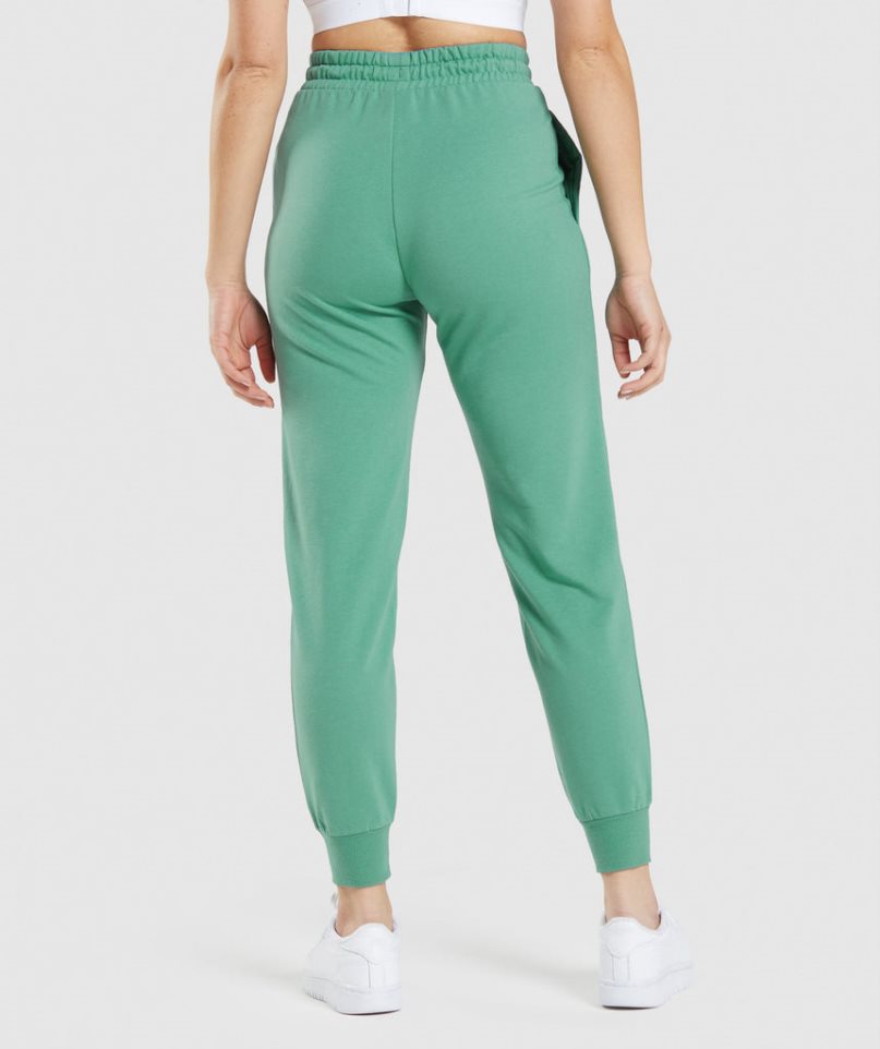 Women's Gymshark Training Jogger Green | CA 7N5D03